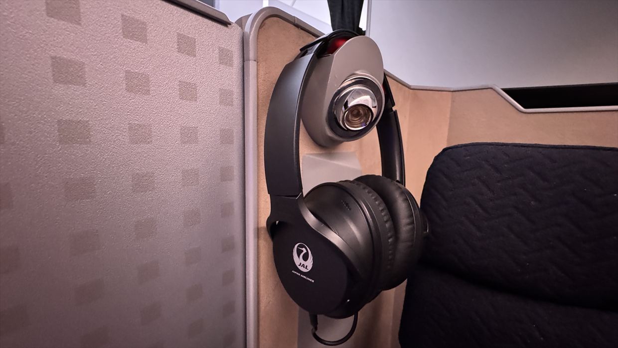 【フライトの様子】JL51 羽田～シドニー Nov25 B777-300ER ビジネスクラス・Sky SuiteⅠ