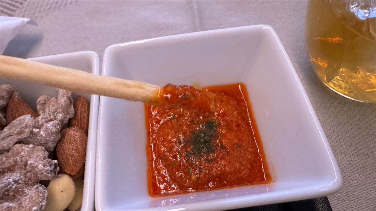 【機内食レポ】JL51 羽田～シドニー ビジネスクラス 25年11月 離陸後のメイン