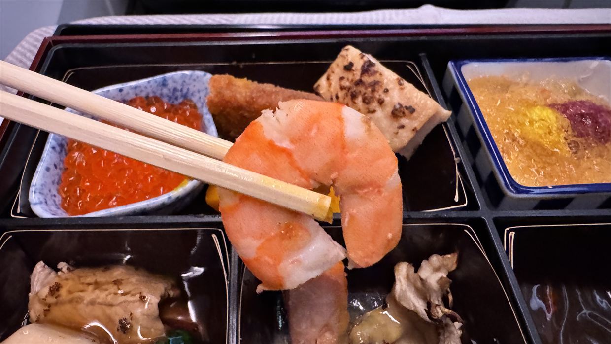 【機内食レポ】JL51 羽田～シドニー ビジネスクラス 25年11月 離陸後のメイン