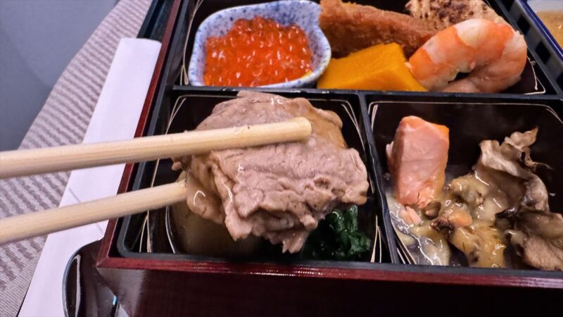 【機内食レポ】JL51 羽田～シドニー ビジネスクラス 25年11月 離陸後のメイン