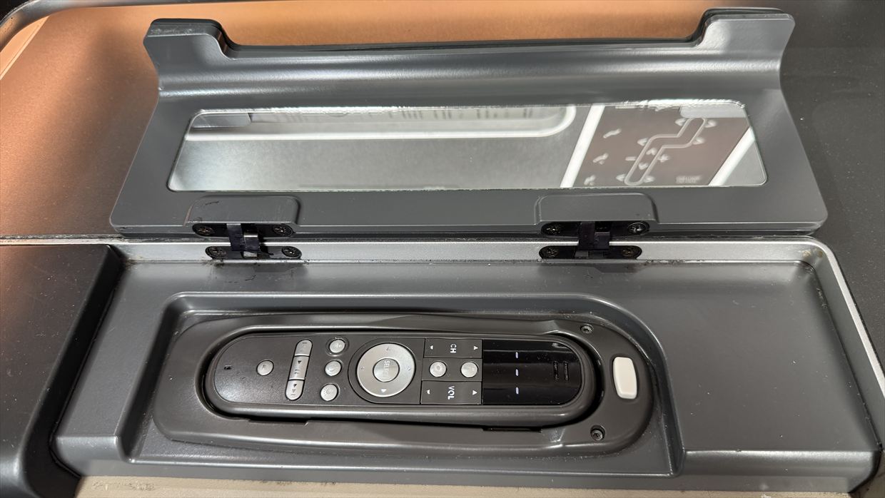 【フライトの様子】QF33 シドニー~パース Nov25 B787-900 ビジネスクラス