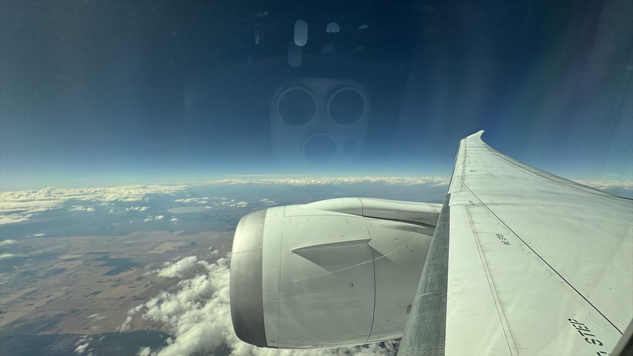 【フライトの様子】QF33 シドニー~パース Nov25 B787-900 ビジネスクラス