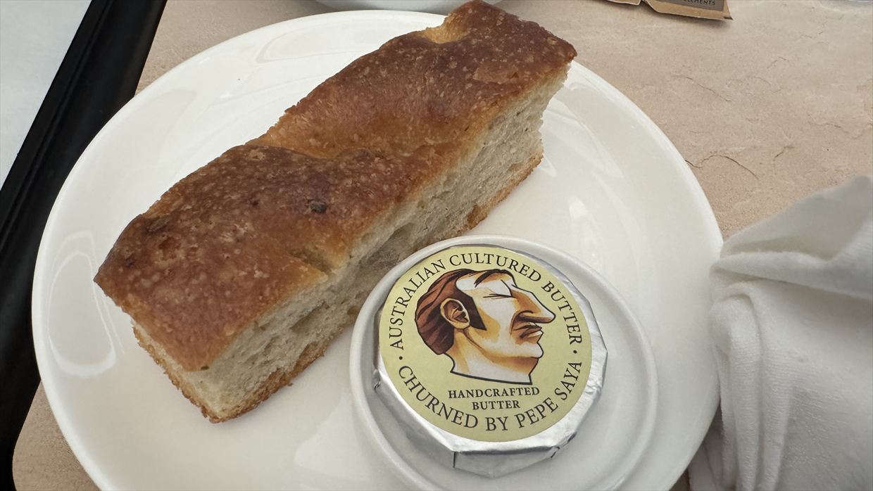 【フライトの様子】QF33 シドニー~パース Nov25 B787-900 ビジネスクラス