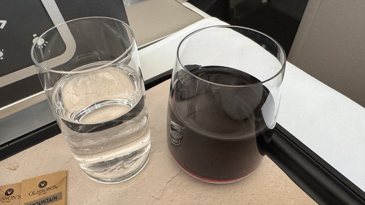 【フライトの様子】QF33 シドニー~パース Nov25 B787-900 ビジネスクラス