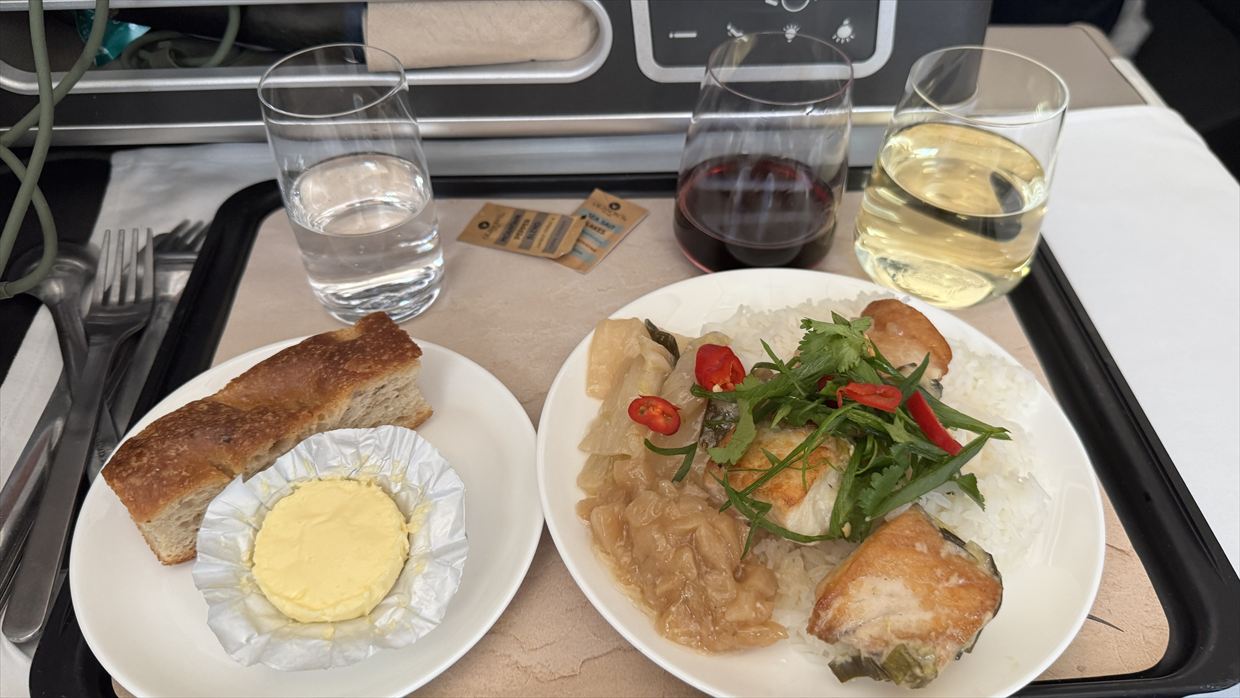 【フライトの様子】QF33 シドニー~パース Nov25 B787-900 ビジネスクラス