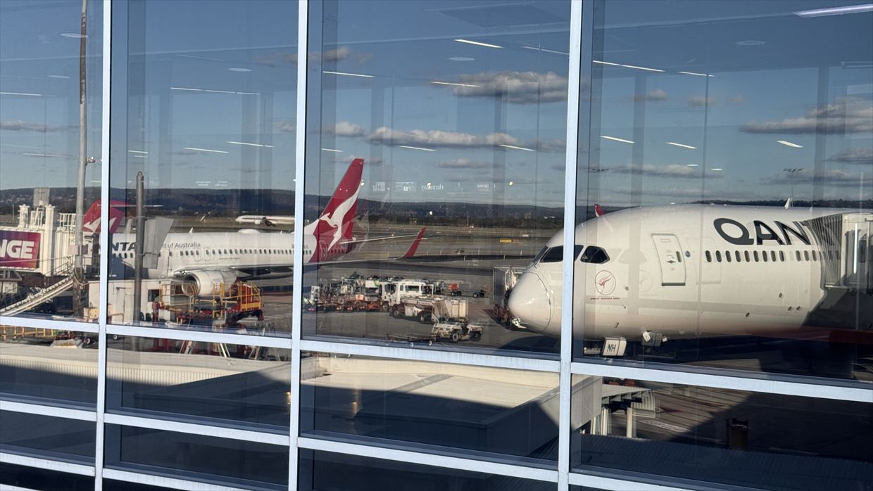 【フライトの様子】QF33 シドニー~パース Nov25 B787-900 ビジネスクラス