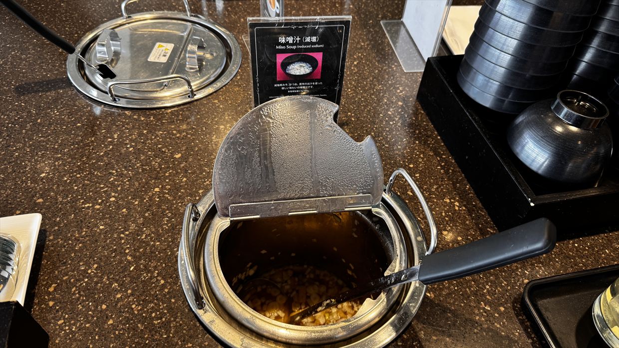 【ラウンジレポ】羽田空港 第1ターミナル JAL ダイヤモンド プレミアム ラウンジ Dec25